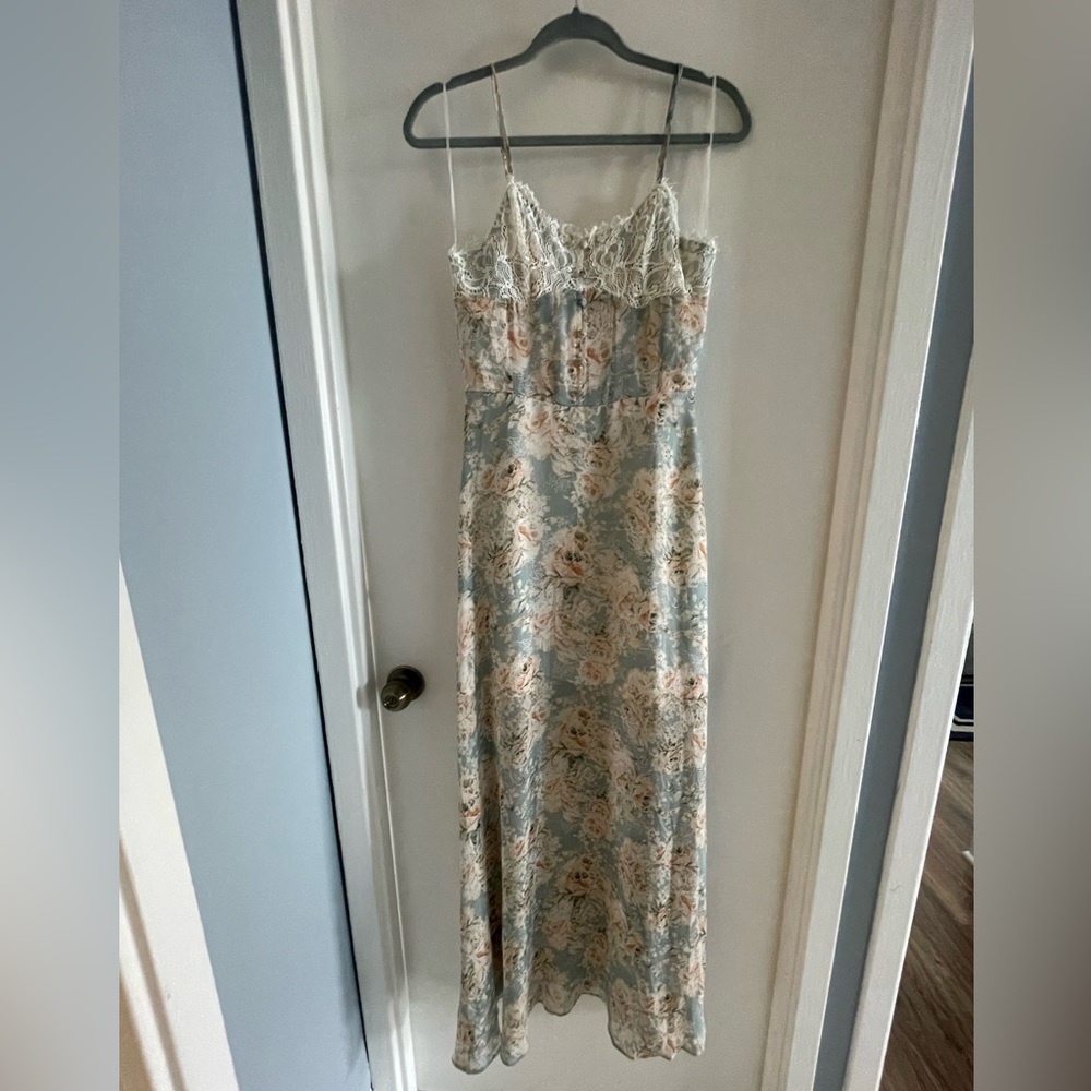 VICI Floral Maxi Dress